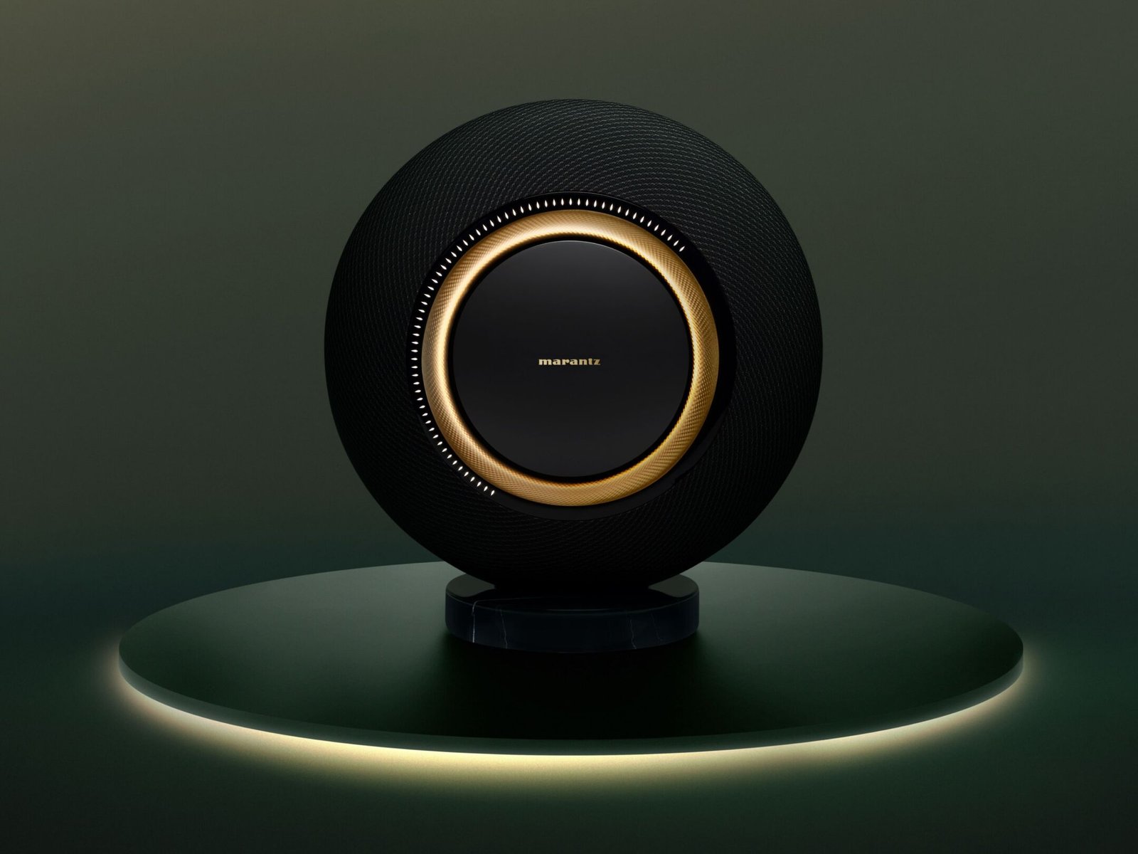 grand_horizon_image_1_midnight_na-min Marantz - Grand Horizon Wireless Speaker - Image 1